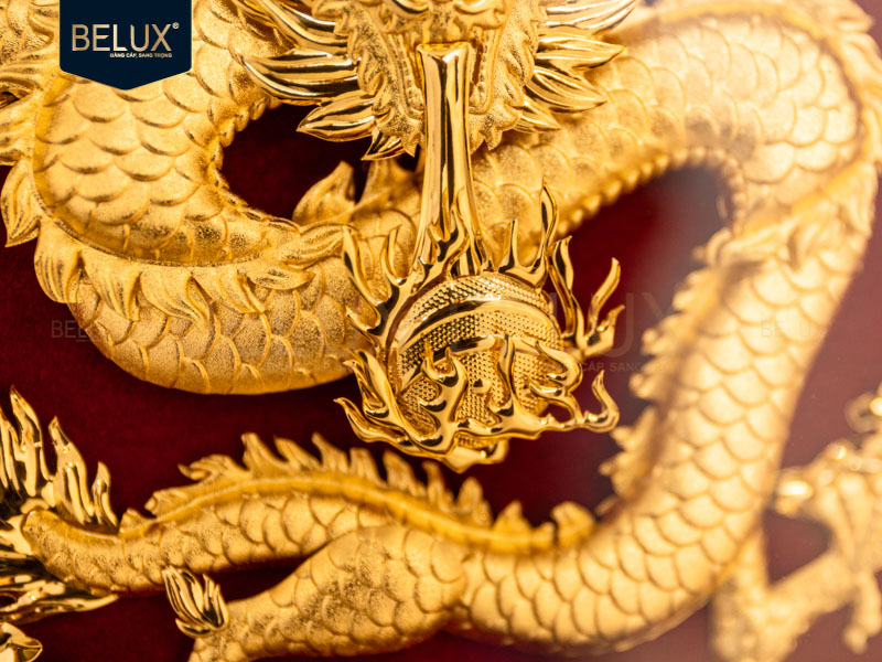 Tranh Rồng chầu ngọc dát vàng 24k 30x30cm